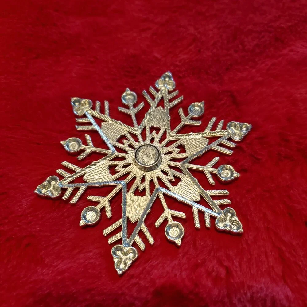 Bath & Body Works Magnet Snowflake Candle Topper Refrigerator Magnet Rhinestones